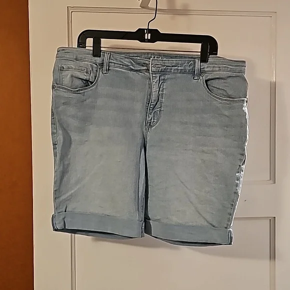 Style & Co bermuda shorts 16W - Picture 1 of 3